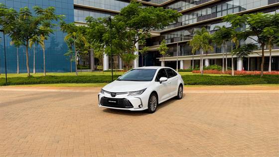 TOYOTA COROLLA 2.0 VVT-IE FLEX XEI DIRECT SHIFT TOYOTA COROLLA 2.0 VVT-IE FLEX XEI DIRECT SHIFT